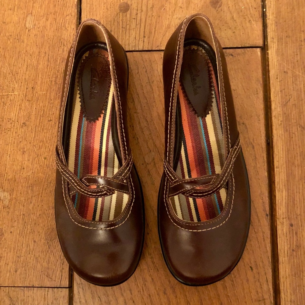 Clarks Brown Leather Mary Jane Shoes size 6.5